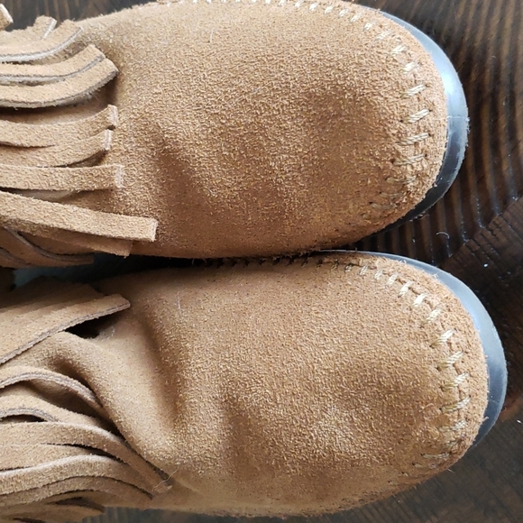 3-Layer Fringe Boot Minnetonka boots - Picture 7 of 16